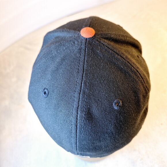 New Era 59Fifty MLB SF Giants 2010 World Series Hat Cap 7 3/8 Fitted On Field - Picture 3 of 10